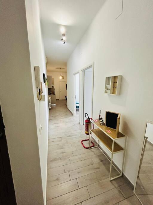Apartamento Binario 251 Stazione Tiburtina Roma Exterior foto